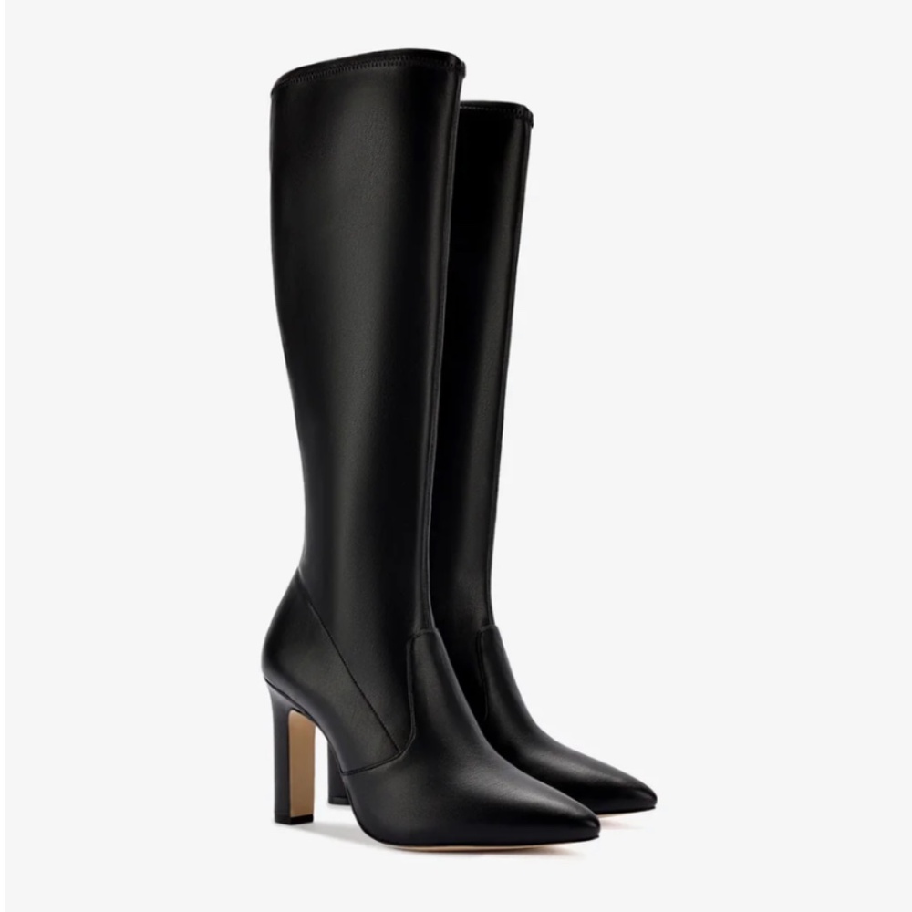 NIB Larroudé Christy Boot In Black Vegan Stretch Leather